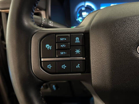 2022 Ford F-150 Lightning Lariat