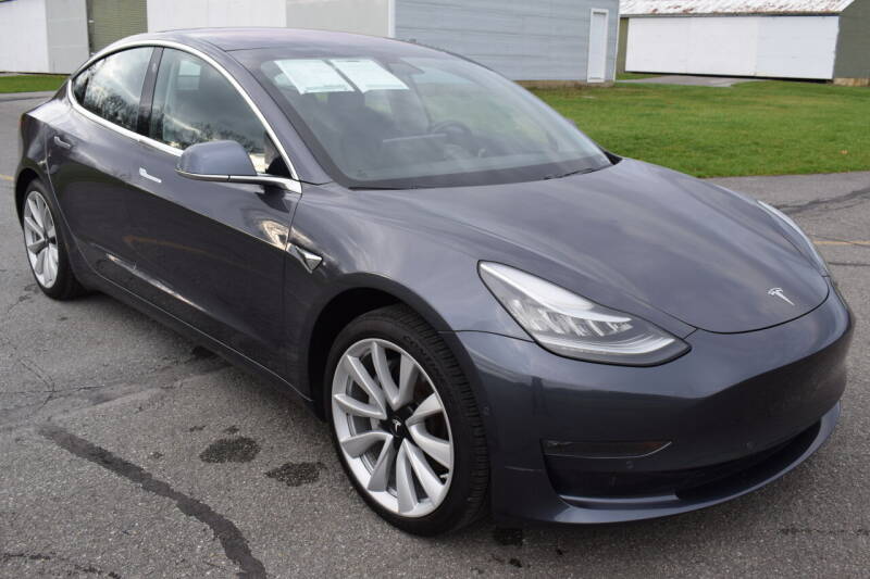 2018 Tesla Model 3 for sale at CAR TRADE in Slatington PA