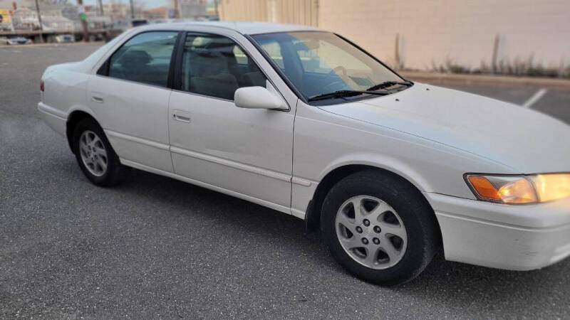 1999 Toyota Camry LE V6