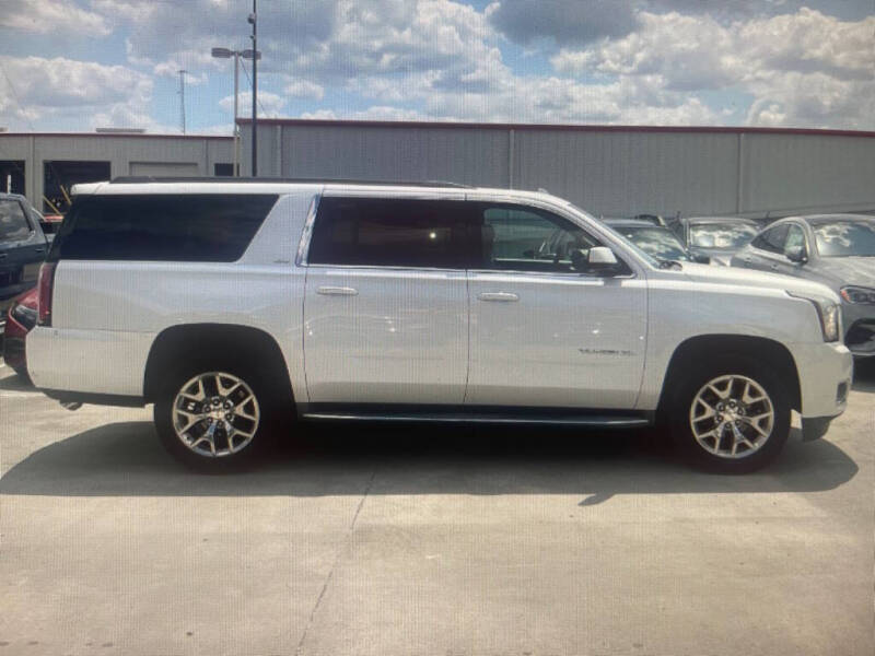 2016 GMC Yukon XL SLT