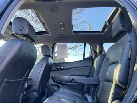 2017 GMC Acadia SLT-1