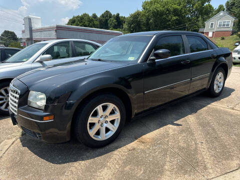 2006 Chrysler 300 for sale at Motley's Auto World in Danville VA