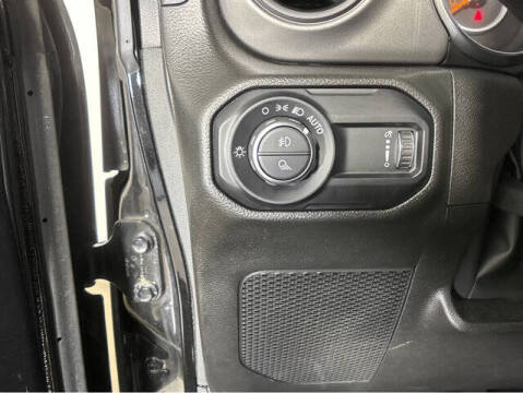 2023 Jeep Gladiator Sport S