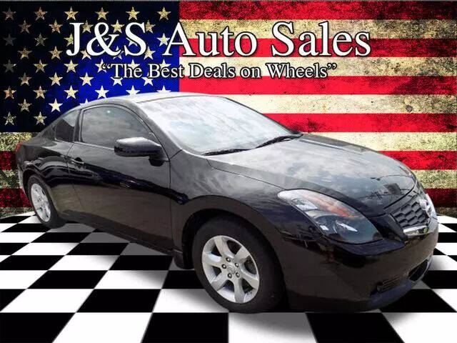 2008 Nissan Altima for sale at J & S Auto Sales in Clarksville TN