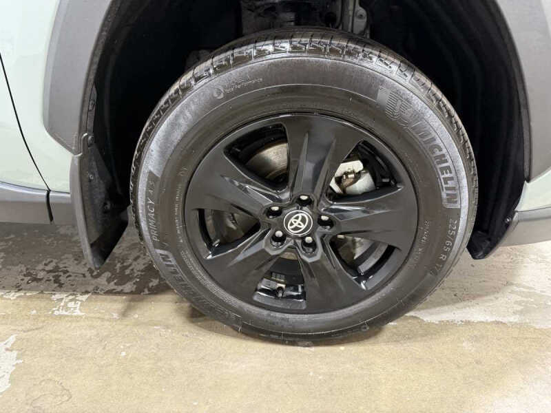 2023 Toyota RAV4 Hybrid XLE