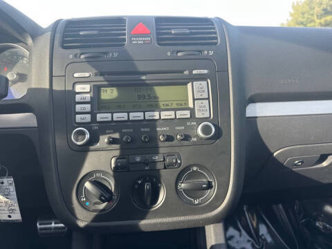 2009 Volkswagen GTI Base PZEV