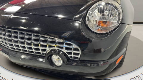 2003 Ford Thunderbird