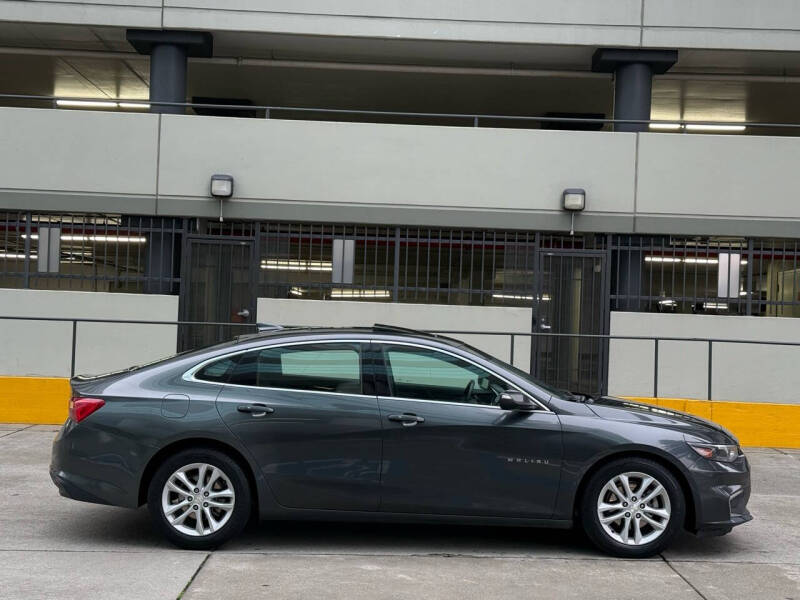 2018 Chevrolet Malibu Hybrid photo 5