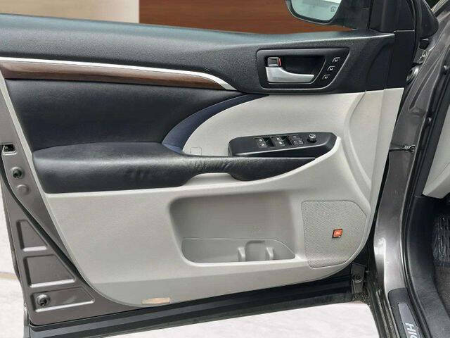 2016 Toyota Highlander Limited