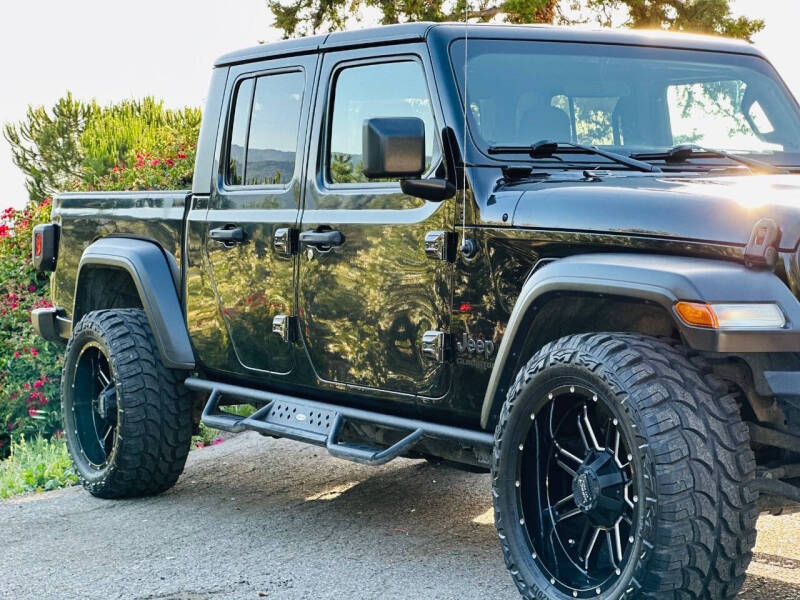 2020 Jeep Gladiator Sport S