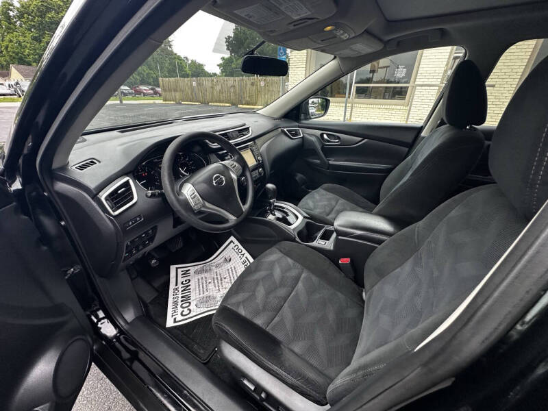 2016 Nissan Rogue SV