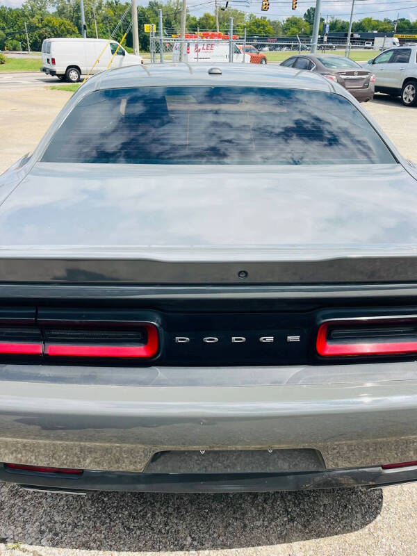 2019 Dodge Challenger SXT