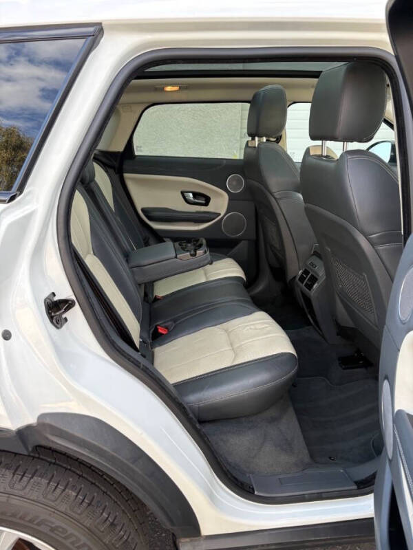 2017 Land Rover Range Rover Evoque SE