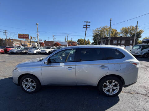 2014 Mitsubishi Outlander SE