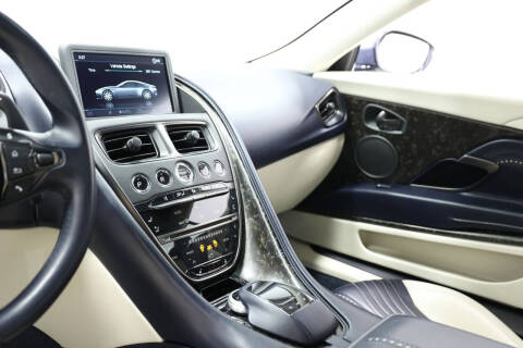 2019 Aston Martin DB11 V8