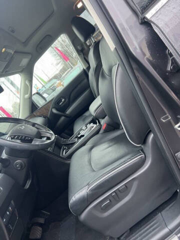 2024 Infiniti QX80 Premium Select