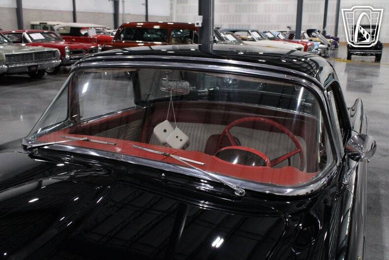 1956 Ford Thunderbird