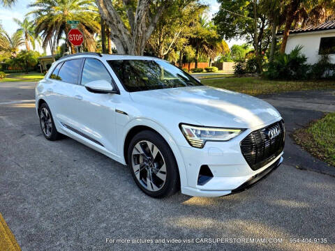 2021 Audi e-tron quattro Premium