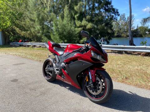 2007 Yamaha YZF-R1 for sale at Import Haven in Davie FL
