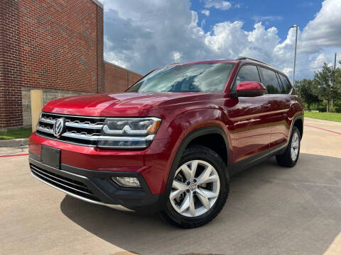 2018 Volkswagen Atlas for sale at AUTO DIRECT in Houston TX