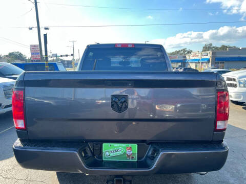 2018 RAM 1500 Express