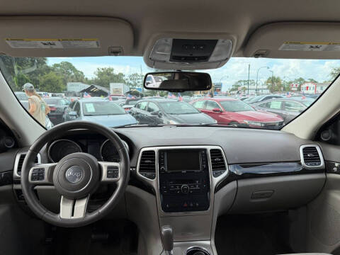 2012 Jeep Grand Cherokee Laredo