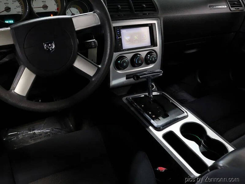 2010 Dodge Challenger SE
