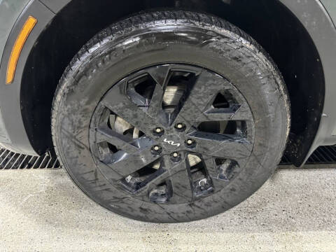 2023 Kia Sorento X-Line S
