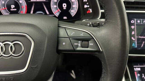 2022 Audi Q7 quattro Premium 45 TFSI