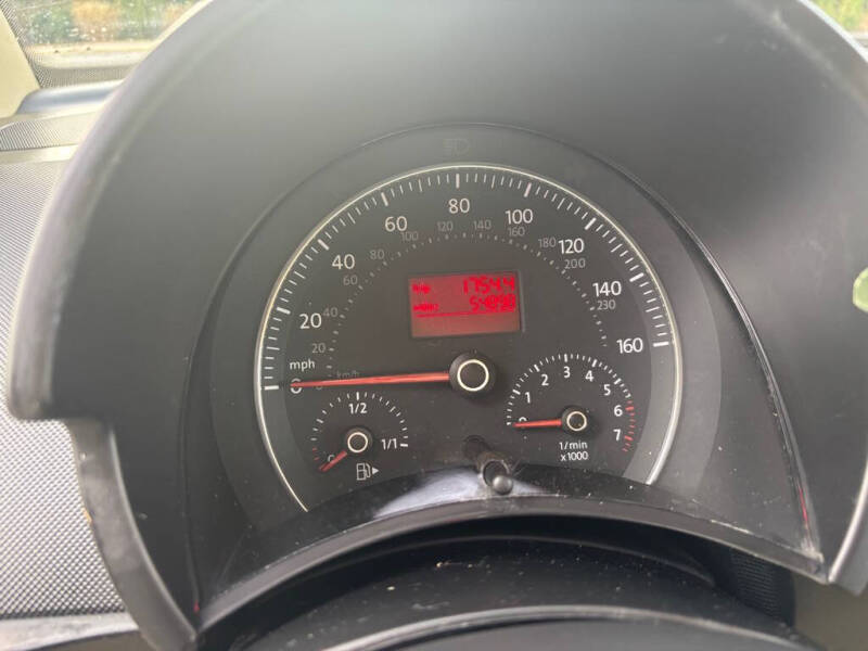 2006 Volkswagen New Beetle 2.5