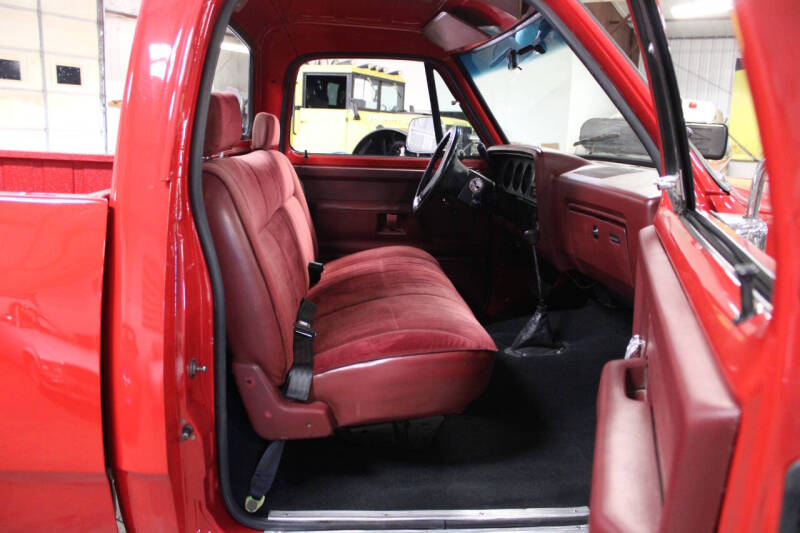 1989 Dodge D150 Pickup