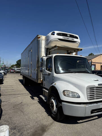 2012 Freightliner M2 106