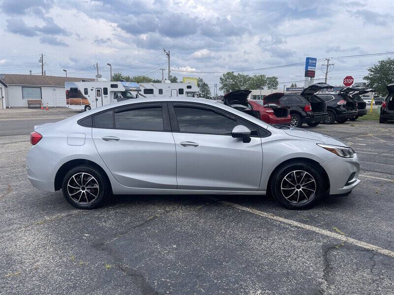 2018 Chevrolet Cruze LS Auto