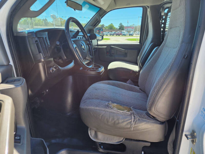2017 Chevrolet Express 2500
