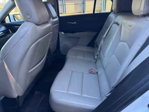 2021 Cadillac XT4 Premium Luxury