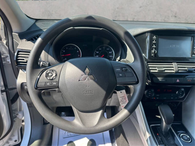 2024 Mitsubishi Eclipse Cross ES
