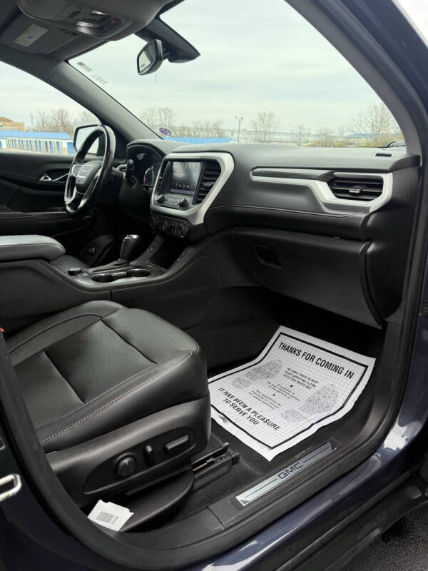2019 GMC Acadia SLT-1