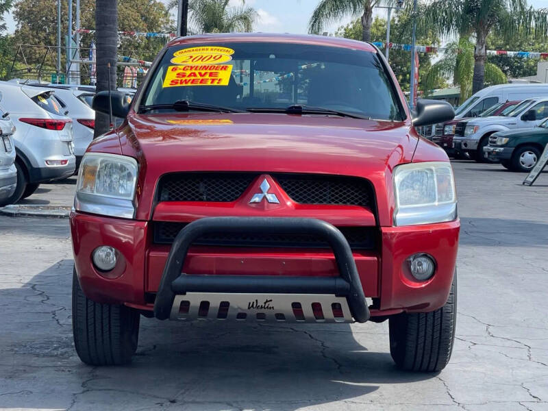 2009 Mitsubishi Raider LS