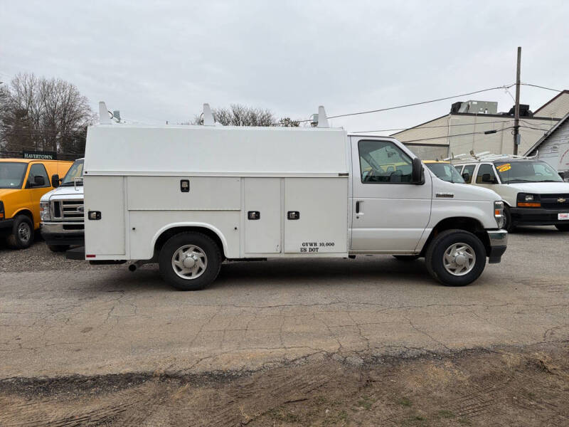 2021 Ford E-Series E-350 SD