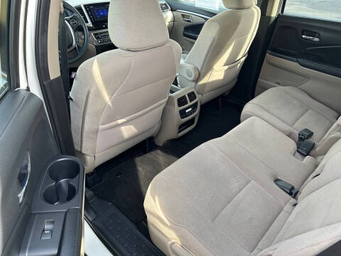 2017 Honda Pilot EX