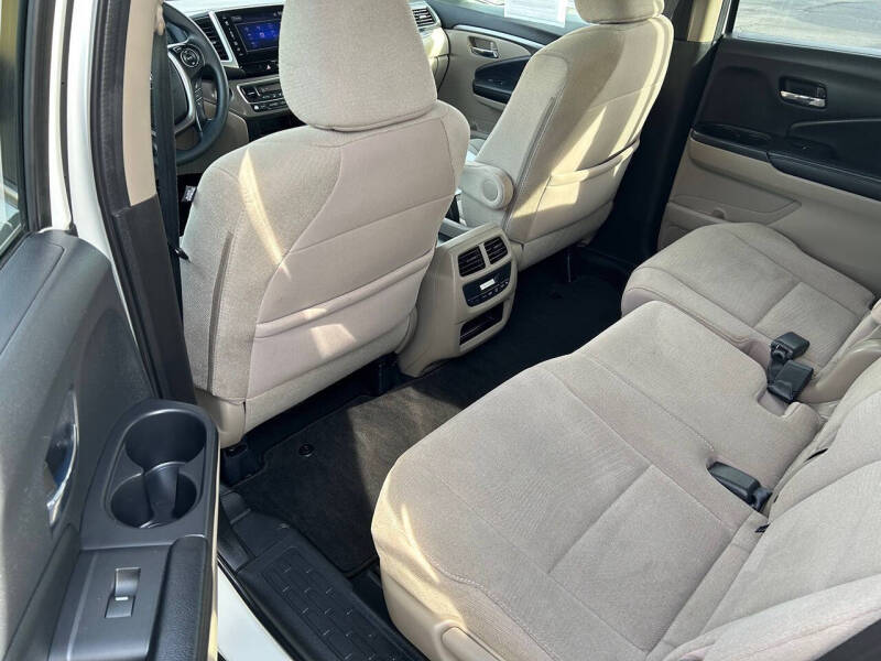 2017 Honda Pilot EX