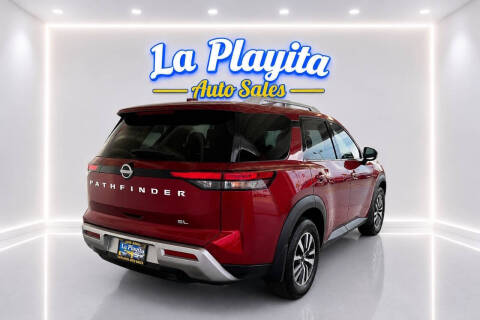 2023 Nissan Pathfinder SL
