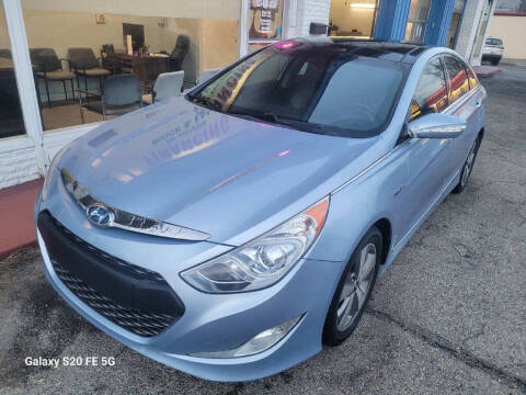 2012 Hyundai Sonata Hybrid for sale at AutoMotion Sales in Franklin OH