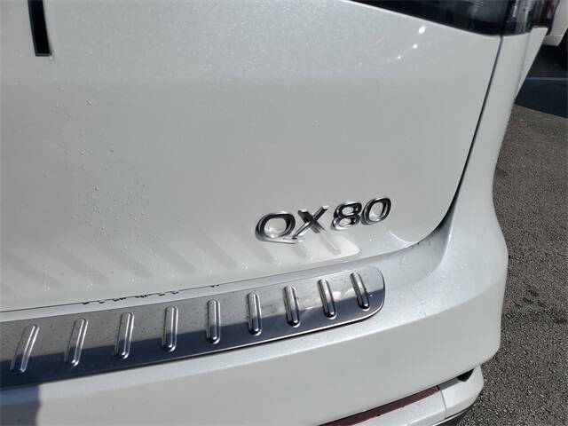 2026 Infiniti QX80 Luxe