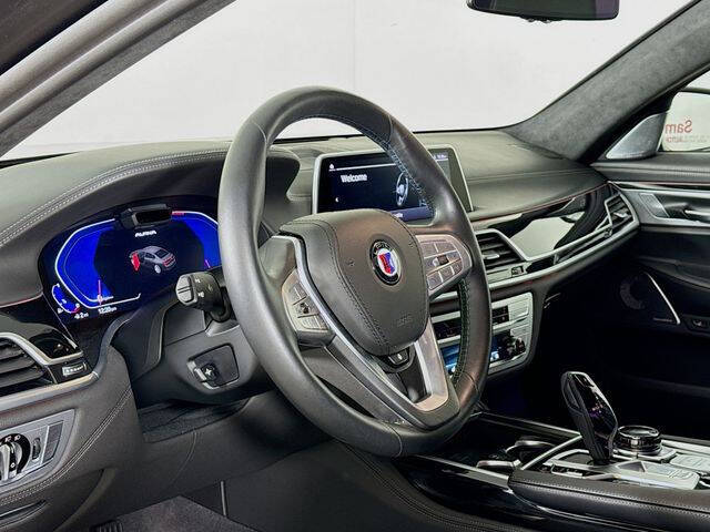 2022 BMW 7 Series ALPINA B7 xDrive