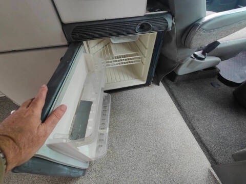 2003 Ford E-Series E-250 SD