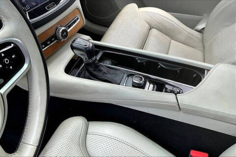 2019 Volvo XC90 T6 Inscription