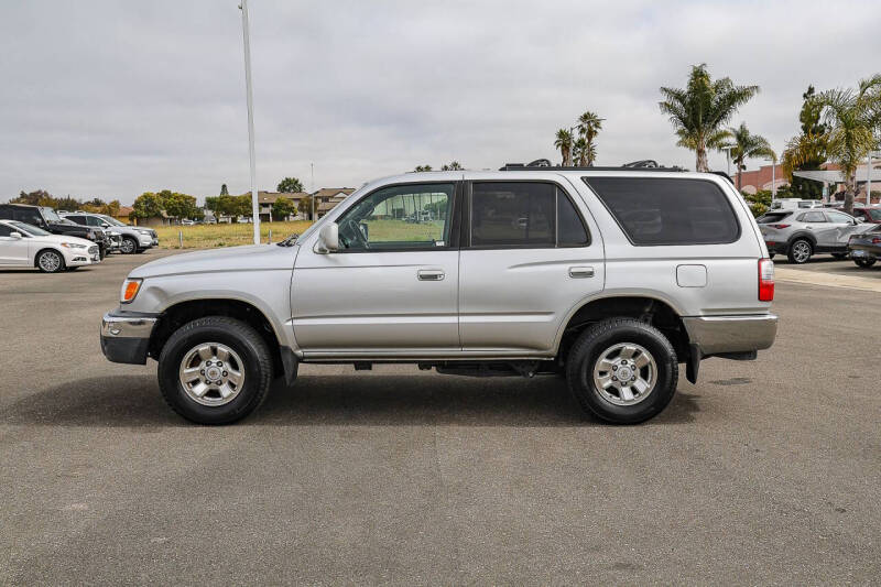 2002 Toyota 4Runner SR5