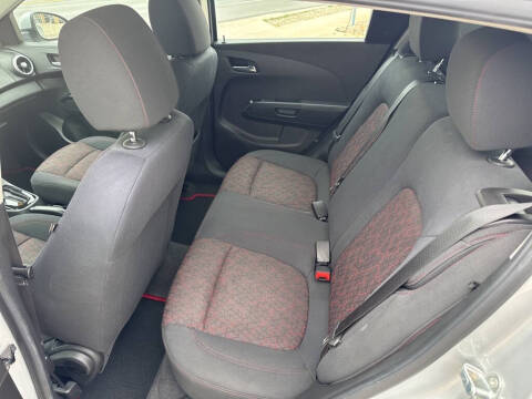 2018 Chevrolet Sonic LT Auto