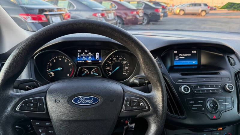 2017 Ford Focus SE